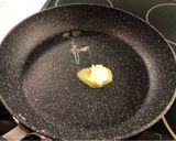 A picture of step 1 of Bacon and Kale Omelet.