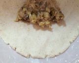 Foto del paso 2 de la receta: Empanadas rellenas de guiso de hallacas