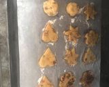 A picture of step 6 of Nutty Cookies.