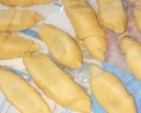 Foto langkah ke 5 dari resep Kue pisang molen.