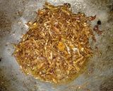 Foto langkah ke 3 dari resep Tumis Teri Belah.