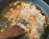 Foto del paso 3 de la receta: Paella de sepia y berberechos