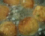 A picture of step 7 of Cheesy chicken potato balls.