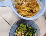 Foto langkah ke 1 dari resep Oseng kembang tahu.