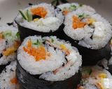 Hình bước làm 8 của món Sushi cá hồi