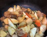 皎白筍烤醬燒雞的食譜步驟6照片