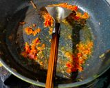 Foto langkah ke 8 dari resep Cilok oseng isi ayam.