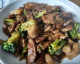 Foto del paso 5 de la receta: Ternera con brócoli y setas al estilo chino