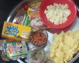 પનીર વેજીટેબલ ચીઝ સેન્ડવીચ (Paneer Vegetable Cheese Sandwich Recipe In Gujarati) રેસીપી સ્ટેપ1ફોટો