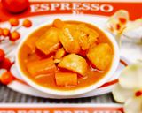 Hình bước làm 4 của món Cà ri cá hồi-không cay
