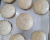 Foto langkah ke 4 dari resep Burger Bun Homemade.