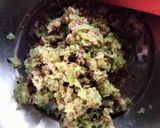 A picture of step 1 of Moong pakoda.
