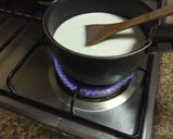 A picture of step 2 of Milk Warabi Mochi (Japanese Sweets).