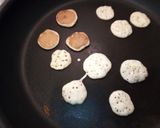 Φωτογραφία βήματος 1 της συνταγής Mini pancakes