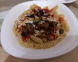 Foto del passaggio 6 della ricetta Pasta alla norma, la ricetta catanese con ricotta e melanzane