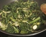 Foto del paso 2 de la receta: Cintas/tallarines con acelgas y pollo