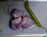 A picture of step 2 of Aloo Akni.