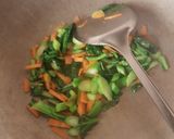 Foto langkah ke 3 dari resep Bihun goreng simple.