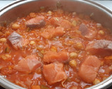 Foto del paso 7 de la receta: Garbanzos con salmón con un toque picante y sabor Cookpad