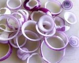 A picture of step 4 of Onion rings.