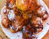 A picture of step 7 of Puff Puff Croquembouche.