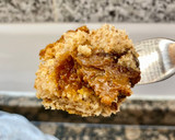 Foto del paso 17 de la receta: Pastel de nueces y dulce de leche con cobertura crujiente, “sin gluten”