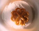 Foto del paso 5 de la receta: Flores de Carnaval