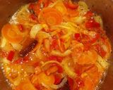 Foto del paso 1 de la receta: Merluza con salsa portuguesa