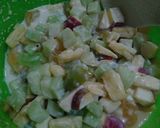 Foto langkah ke 2 dari resep Salad buah murah meriah.