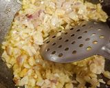 A picture of step 2 of Garlic Mushroom.