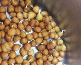 முளைகட்டிய கொண்டைக்கடலை சாலட் (Mulaikattiya kondakadalai salad recipe in tamil) ரெசிபி ஸ்டேப் 1 புகைப்படம்
