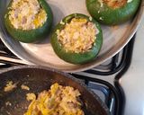 Foto del paso 9 de la receta: Zapallitos verdes rellenos 🍞🧀