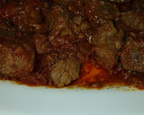 Foto del paso 3 de la receta: Carne de ternera con salsa de tomate casera