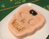 Une image de l'étape 8 de Entremets skull vanille et pralines roses.