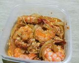 Foto langkah ke 3 dari resep Udang saus padang simple dan enak.