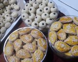 Foto langkah ke 4 dari resep Kue Kacang lembut n lumer.