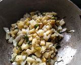 पोहा (poha recipe in Hindi) रेसिपी चरण 2 फोटो