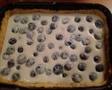 Áfonyás, eperhabos sütemény recept fázis 8 fotója
