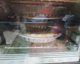 Foto langkah ke 5 dari resep Pizza Homemade.