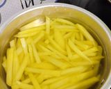 Foto langkah ke 3 dari resep Kentang Goreng.