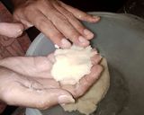 Foto del paso 2 de la receta: PAPITAS DE YUCA (TAPIOCAS)