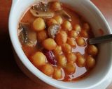 Zupa na pomidorach, pieczarkach i czerwonej fasoli krok przepisu 3 zdjęcie