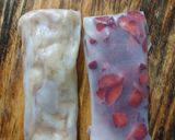 A picture of step 3 of Rice paper and fruit Toffee.