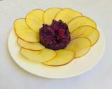 Foto del paso 7 de la receta: Nenúfar de lombarda y snack de manzana roja