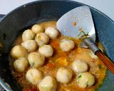 Foto langkah ke 9 dari resep Cilok oseng isi ayam.