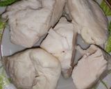 A picture of step 1 of Hariyali chicken sandwich.