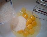 Foto langkah ke 5 dari resep Mocca Nougat Cake.
