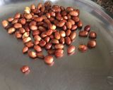 A picture of step 2 of Peanut chutney.