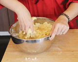 Foto langkah ke 4 dari resep Nastar Terenak: EMPUK DAN LEMBUT.