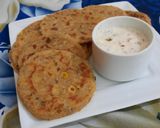 A picture of step 5 of Veg coin paratha 😋.
